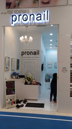 X Net client — nail salon